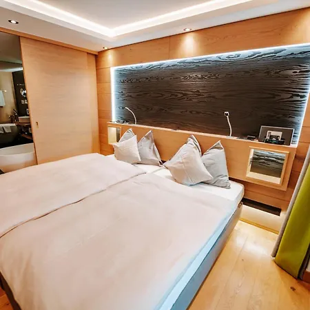 فندق Eden Wellness