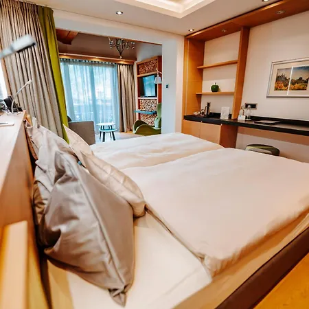 Eden Wellness Готель 4*