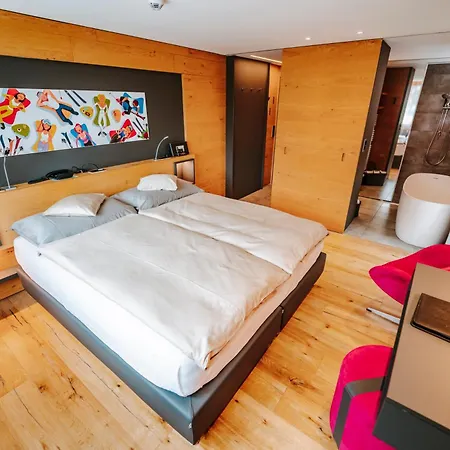 Eden Wellness Готель 4*