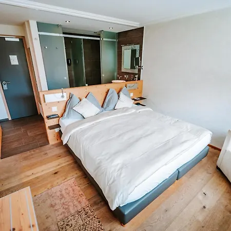 Eden Wellness 4*