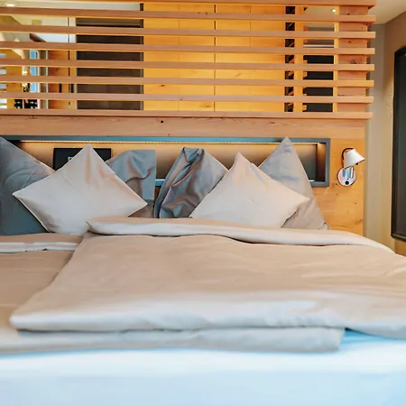 Eden Wellness Готель 4*