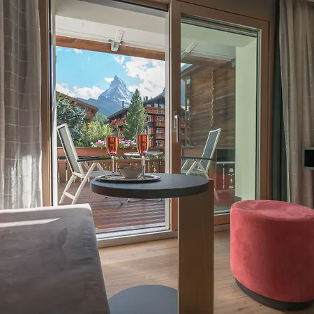 Готель Eden Wellness 4*