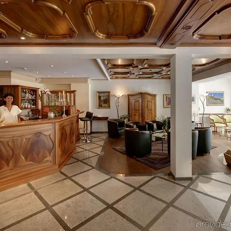Hotell Eden Wellness 4*
