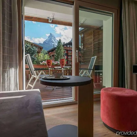 Eden Wellness Hotell 4*