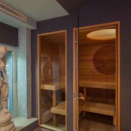Eden Wellness فندق